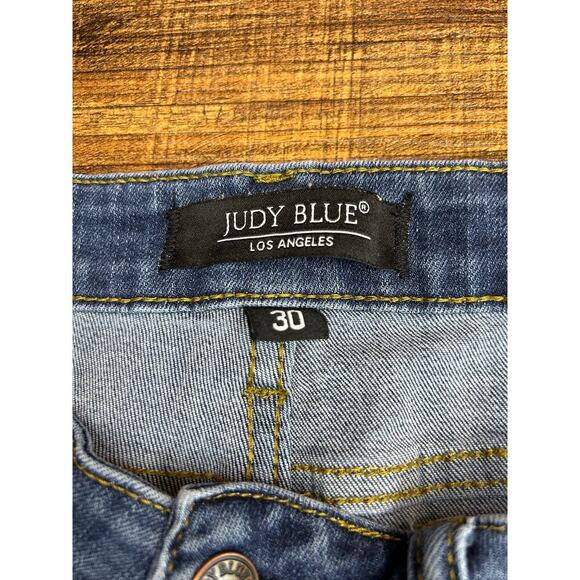 JUDY BLUE Women’s Distressed Relaxed Fit Jeans / Size: 30 - Picture 3 of 10